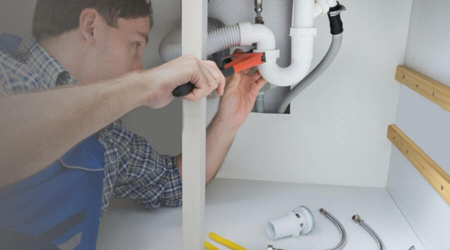 Professional emergency plumbing in Kellerton, IA